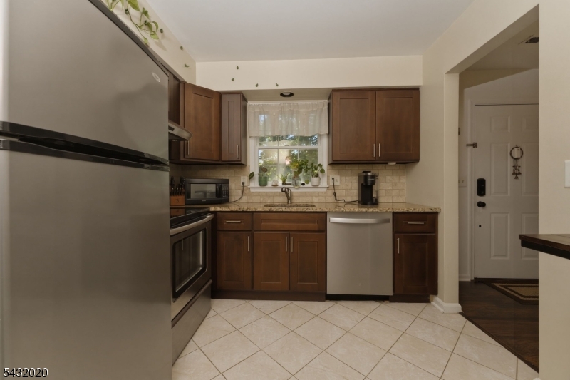 Hunters Crossing - Residential