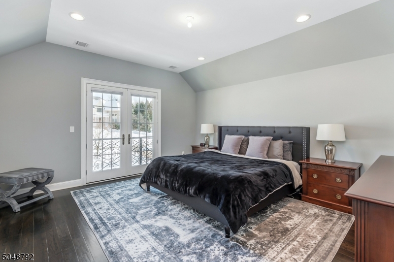 Bel Air Woods - Residential