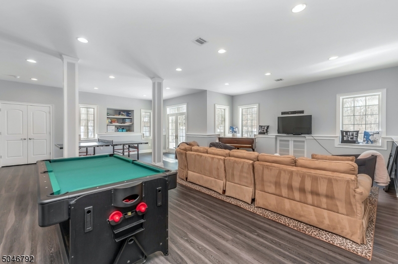 Bel Air Woods - Residential