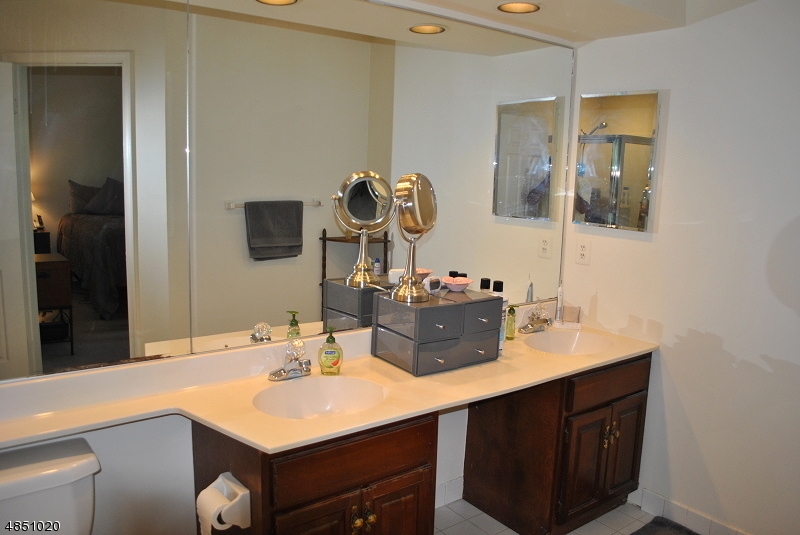 Stoneview - Residential