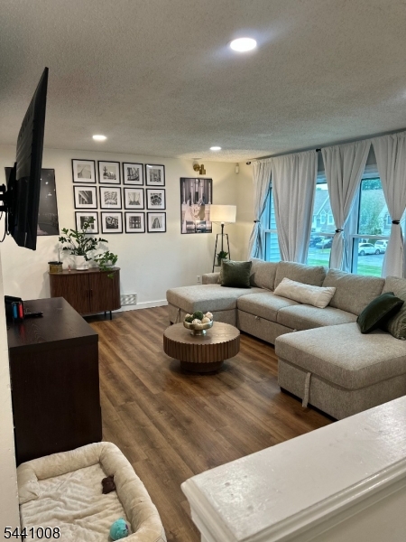 Heritage Lakes - Residential Lease
