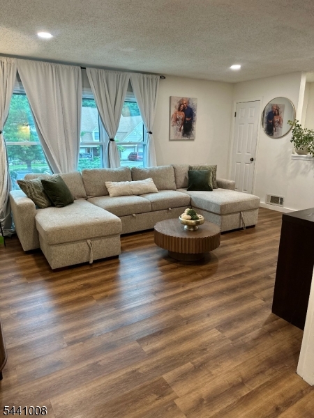 Heritage Lakes - Residential Lease