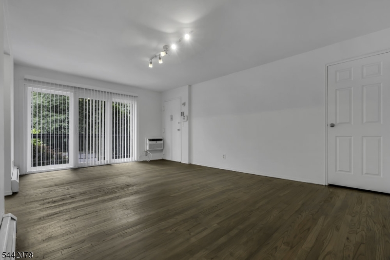 Alexandria at Hillsborough - Residential