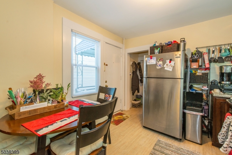 Bay St Train Station - Residential Income
