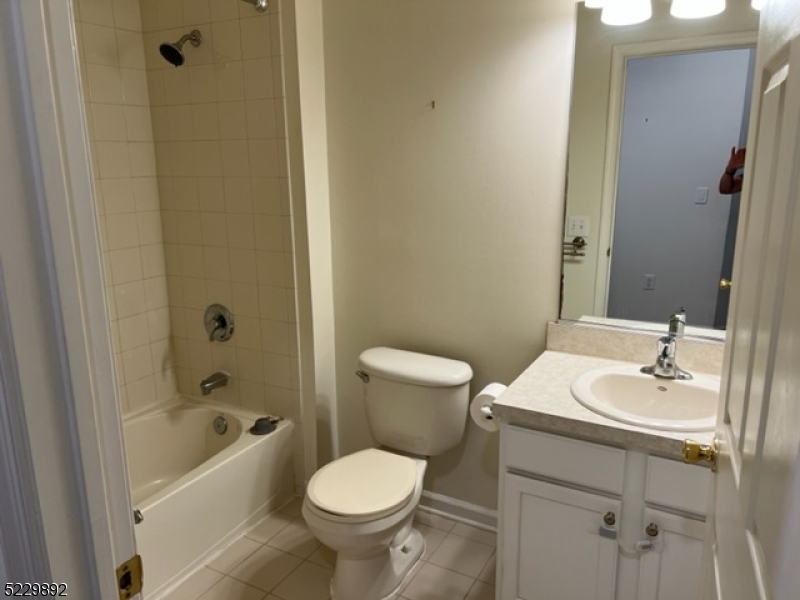 Morris Place - Residential Lease