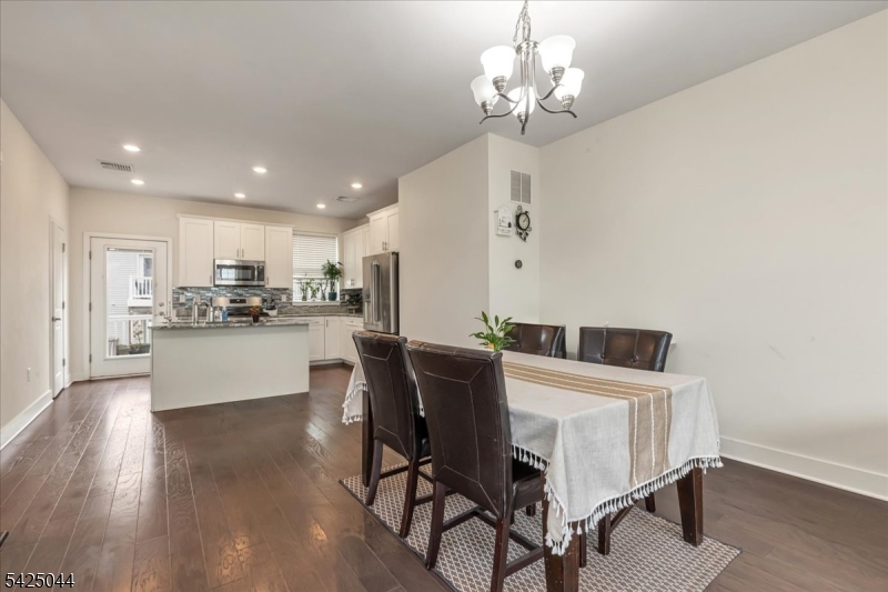 Fox Hollow - Residential Lease