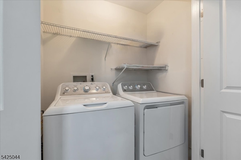 Fox Hollow - Residential Lease