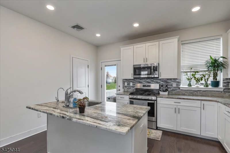 Fox Hollow - Residential Lease