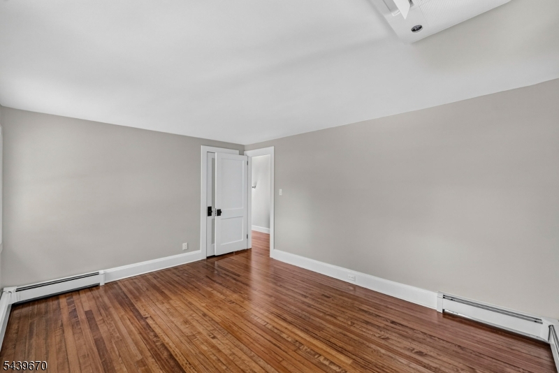Oak St - Residential