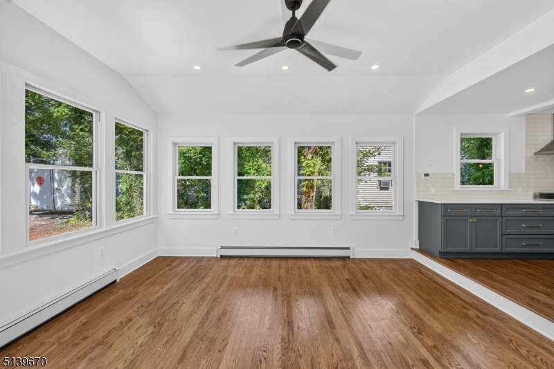Oak St - Residential