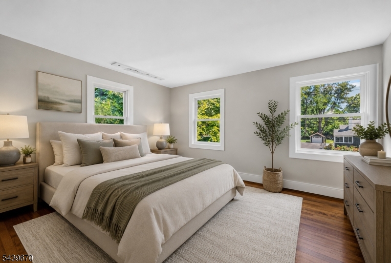 Oak St - Residential