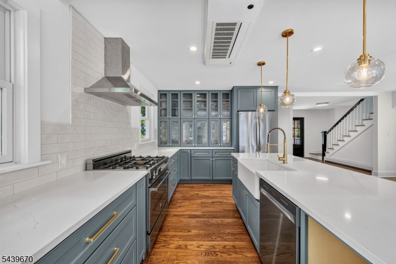 Oak St - Residential