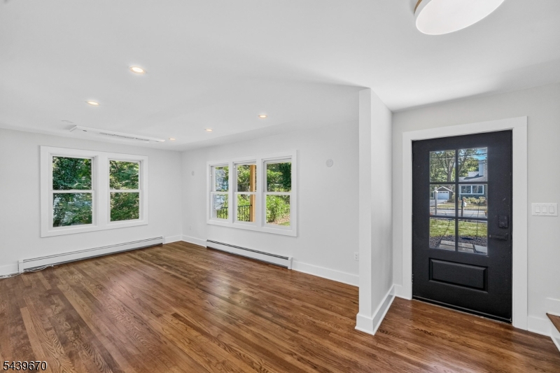 Oak St - Residential
