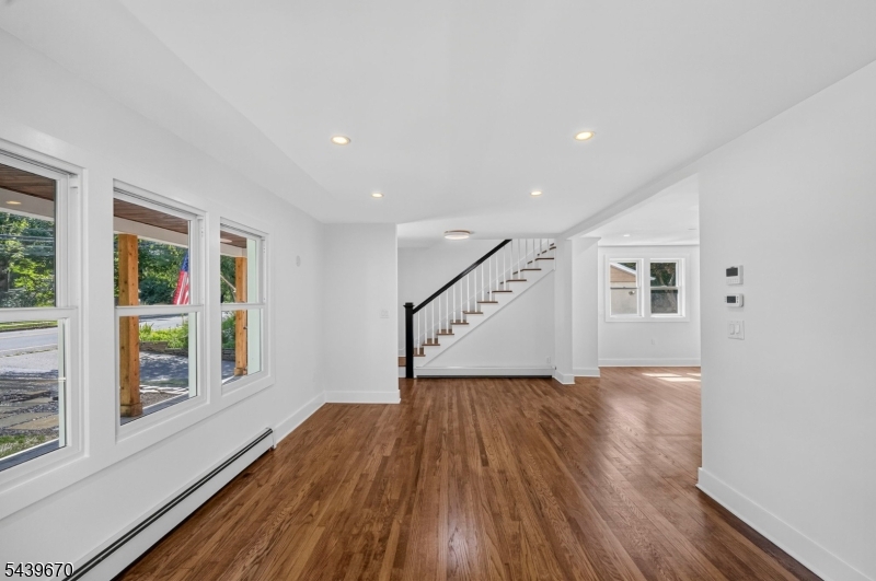 Oak St - Residential