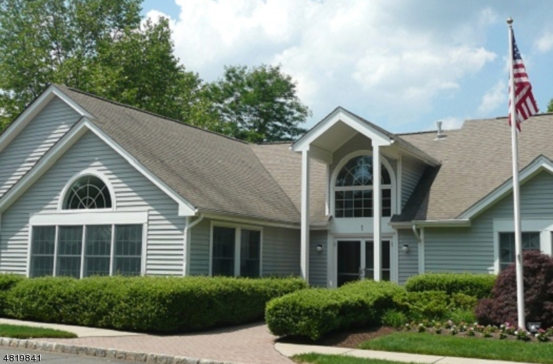 Montville Chase - Residential