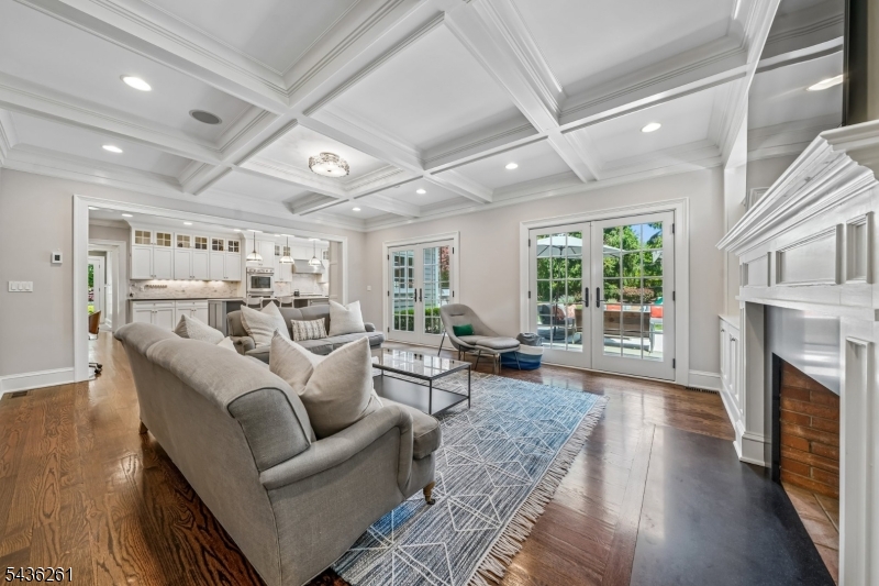 Rolling Hill - Residential