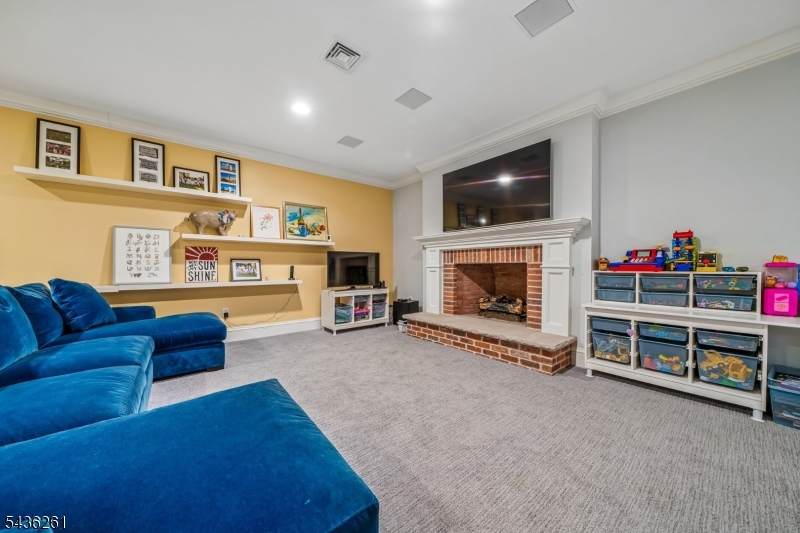 Rolling Hill - Residential