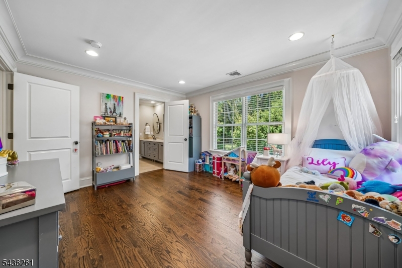 Rolling Hill - Residential