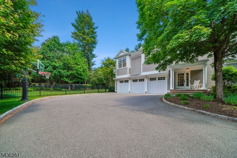 Rolling Hill - Residential