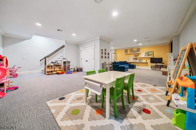 Rolling Hill - Residential