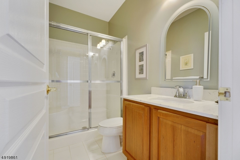SOMERSET RUN - Residential