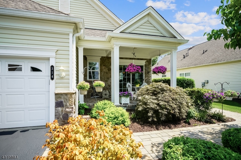 SOMERSET RUN - Residential