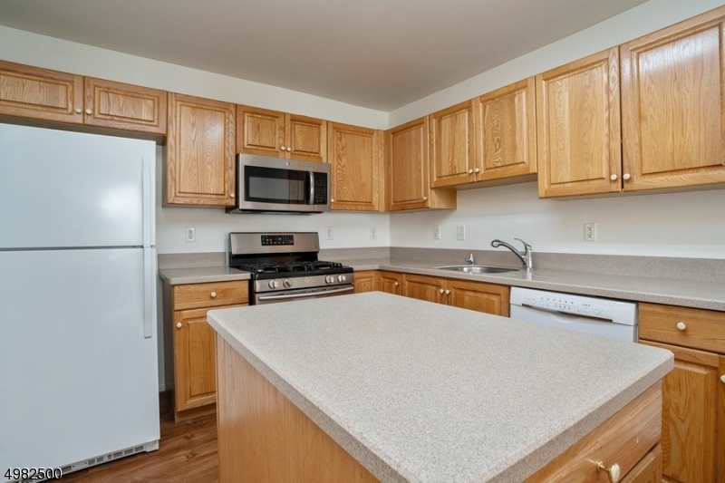 Maple Grove - Residential