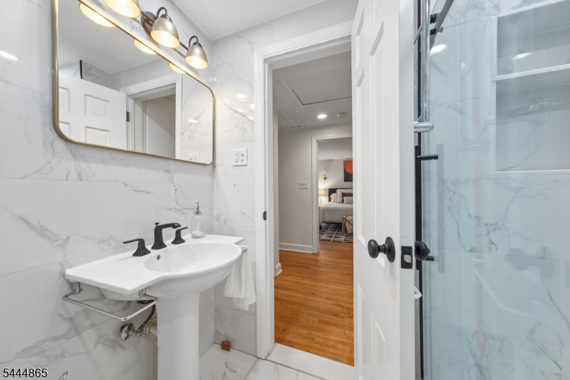 Upper Gregory - Residential