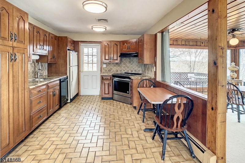 White Meadow Lake - Residential