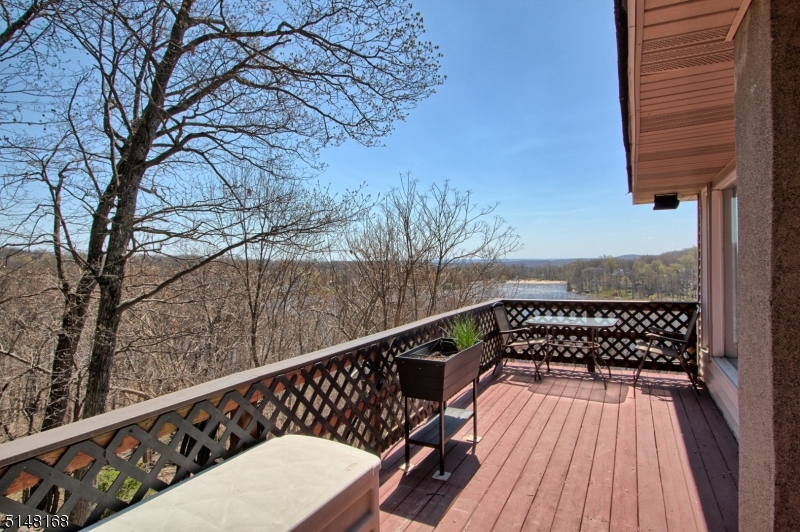 White Meadow Lake - Residential