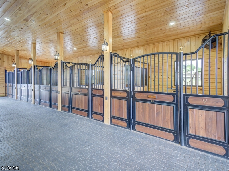 Gracious Hill Farm - Residential