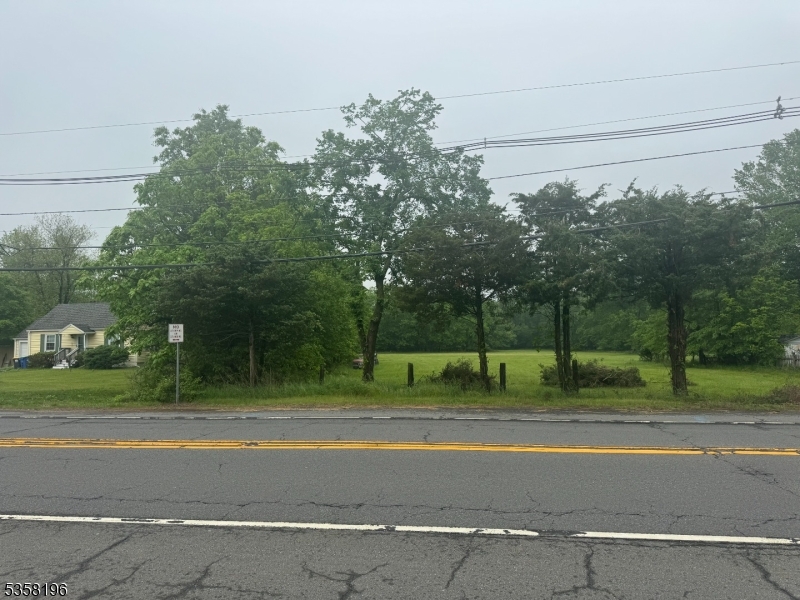 Heavily traveled state hwy - Commercial Sale