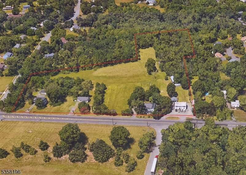 Heavily traveled state hwy - Commercial Sale