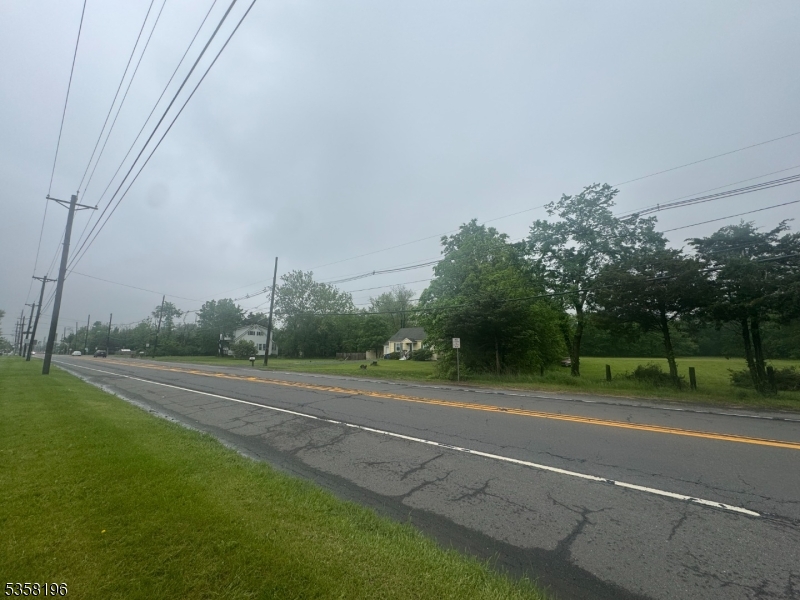 Heavily traveled state hwy - Commercial Sale