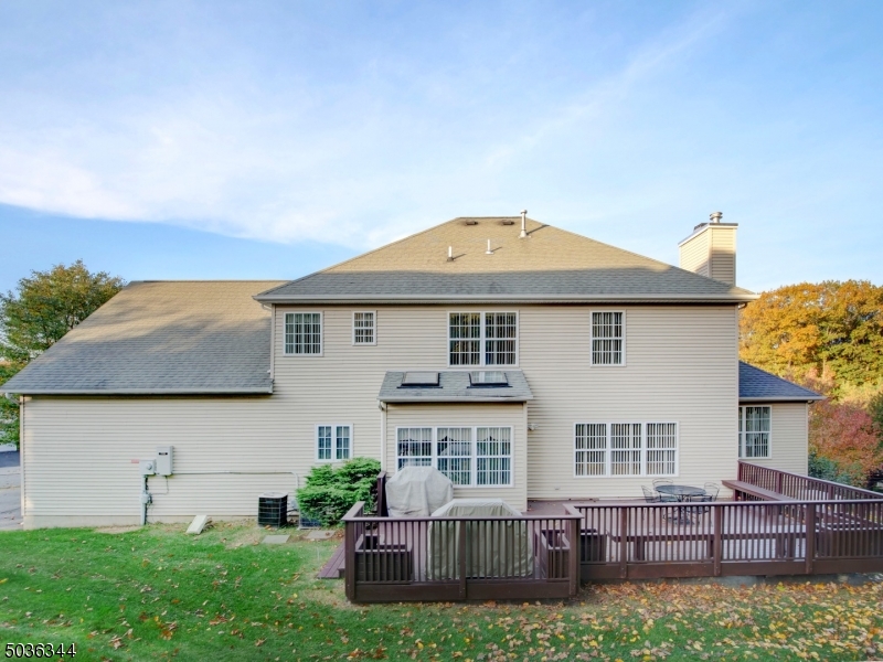 POETS PEAK - Residential
