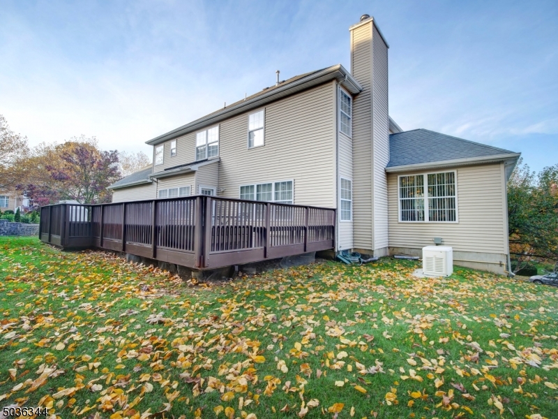 POETS PEAK - Residential