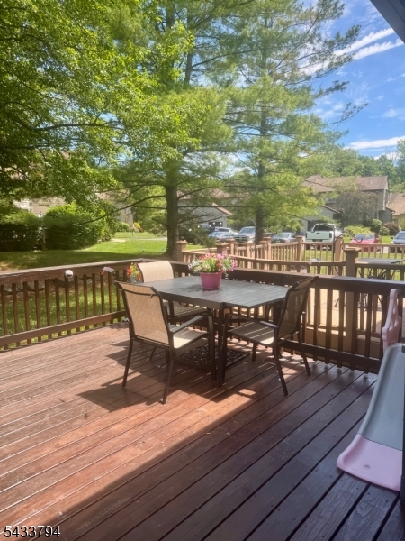HAMPTON COMMONS - Residential