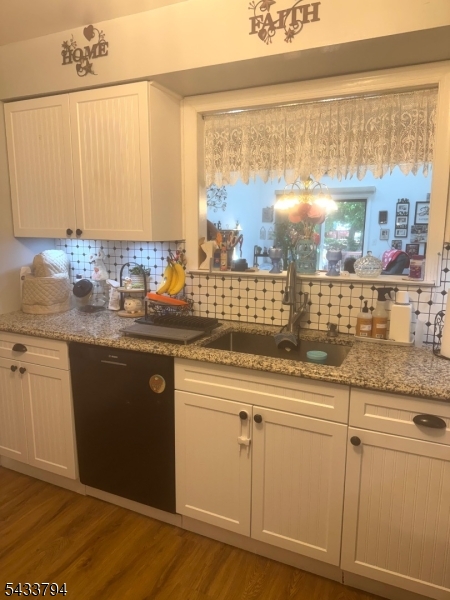 HAMPTON COMMONS - Residential