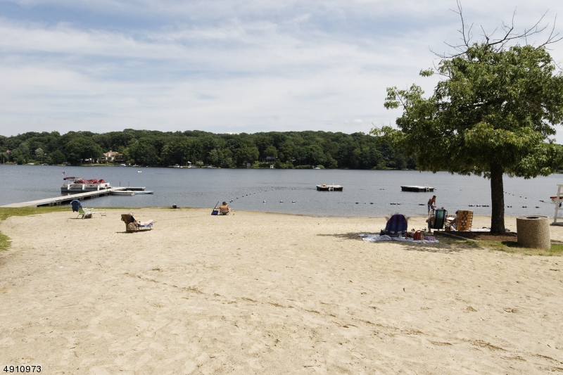 White Meadow Lake - Residential
