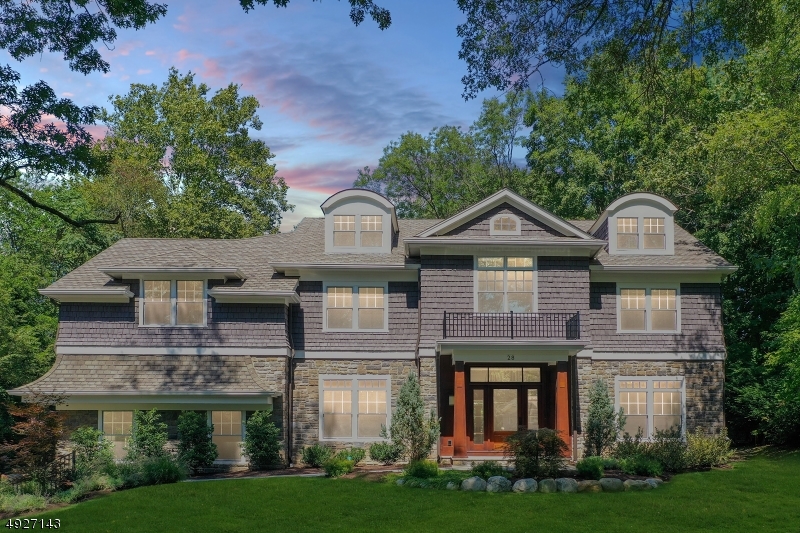 ROLLING HILL - Residential