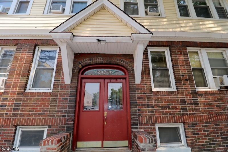 Ironbound - Residential Income