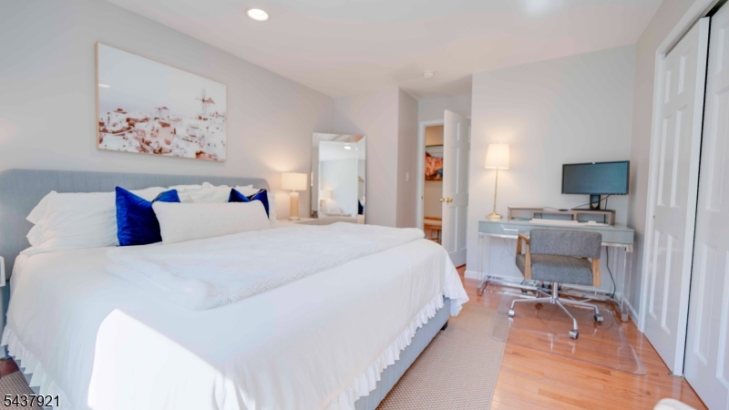 CHERRYVILLE - Residential