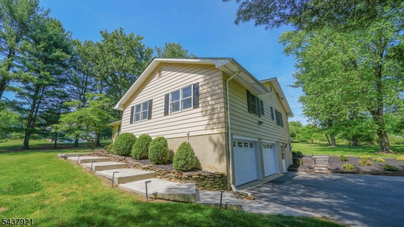 CHERRYVILLE - Residential