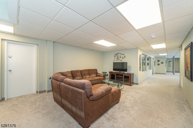 Summit Woods - Residential