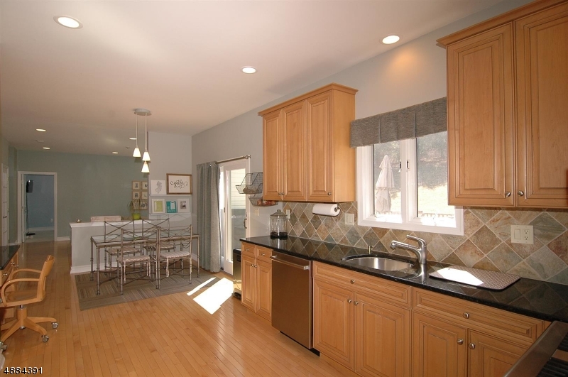 HUNTERS RIDGE - Residential