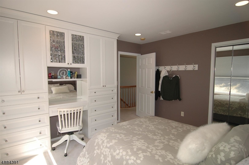 HUNTERS RIDGE - Residential