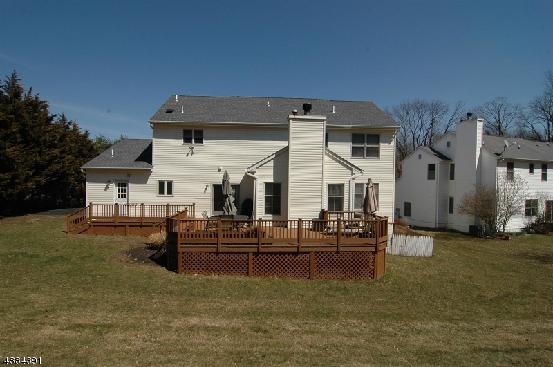 HUNTERS RIDGE - Residential