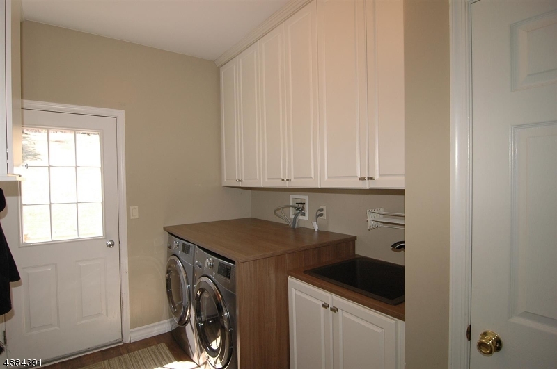 HUNTERS RIDGE - Residential