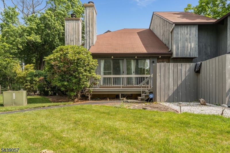 THE MEADOWS - Residential
