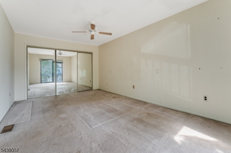 THE MEADOWS - Residential